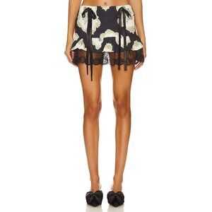 Zemeta Renaissance Rose Tutu Skirt in Black Mini Lace Floral